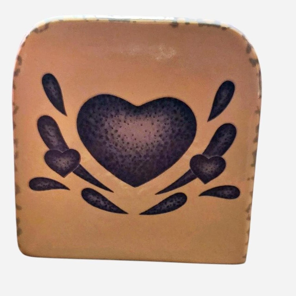 Vintage Cottage Core Heart Naplin Holder